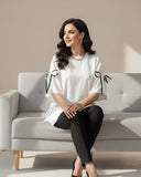 Women White and Black Bow Decor Casual T-Shirt