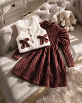 Girls Brown Puff Sleeve Waist Cinch Textured Dress & Fluffy Bow Decor Gilet Set