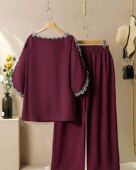 Women’s 2pcs Casual Comfy Plus Size Set with Flower Decor
