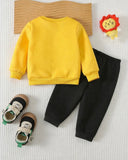 2pcs Baby Boy Yellow Winter Tiger Pattern Sweatshirt & Pants