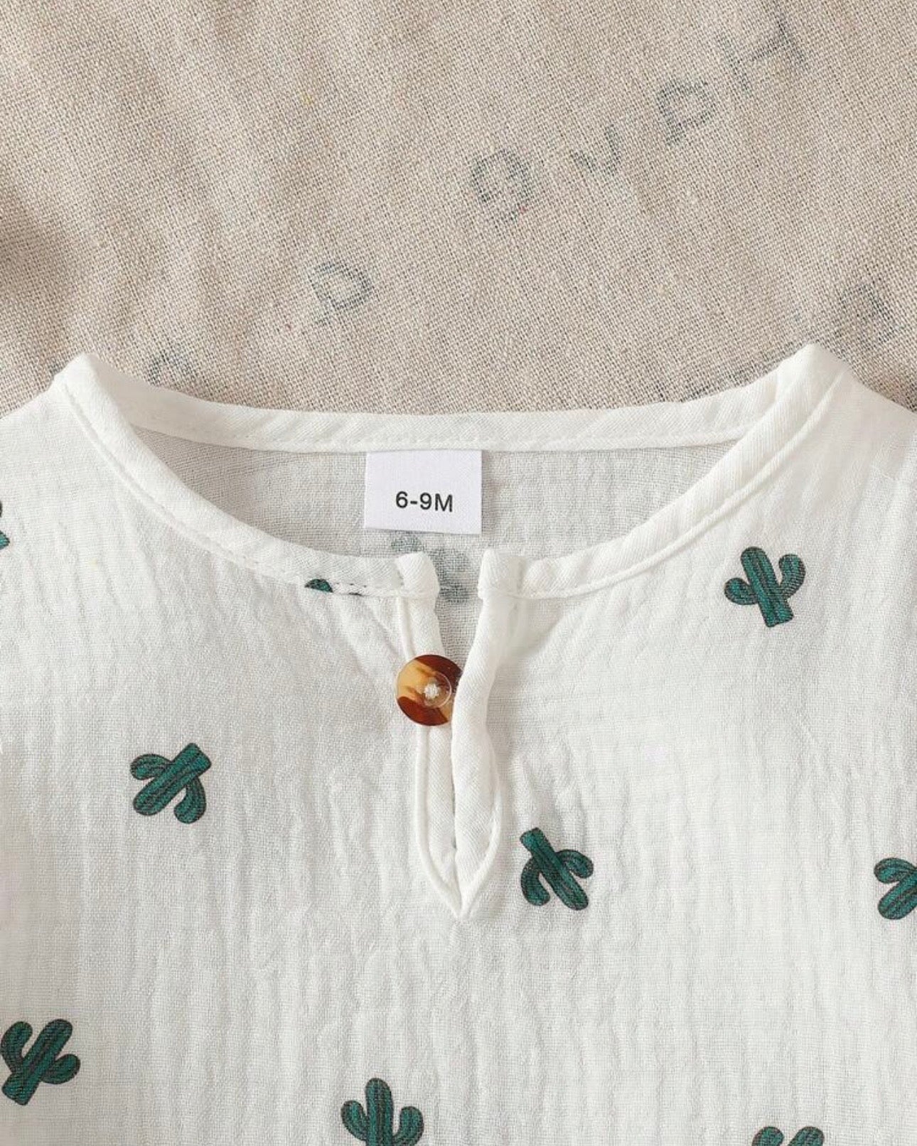 Baby Boy Summer Cactus Print T-Shirt & Green Crepe Shorts Set (2PCS)