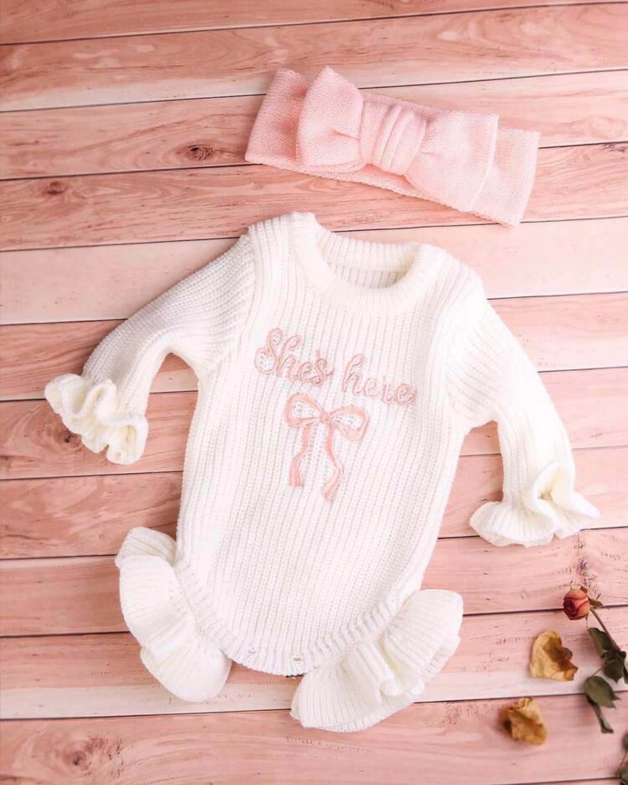 2pcs Premium Newborn Baby "She's Here" Bow Embroidery Knitted & Headband Set