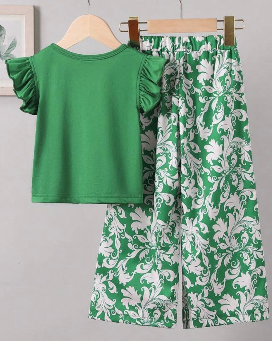 Girls’ Green Flutter Sleeve Co-Ord Set