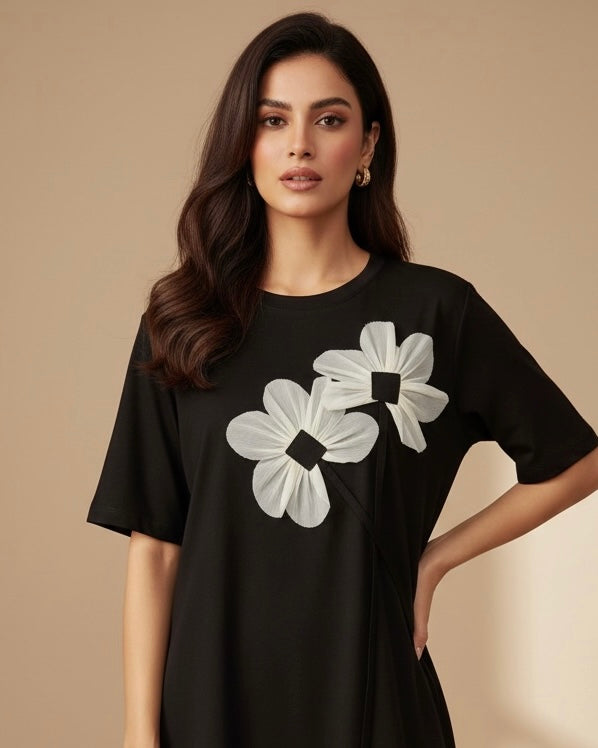 Plus Size Women B&W Fitted Casual T-Shirt
