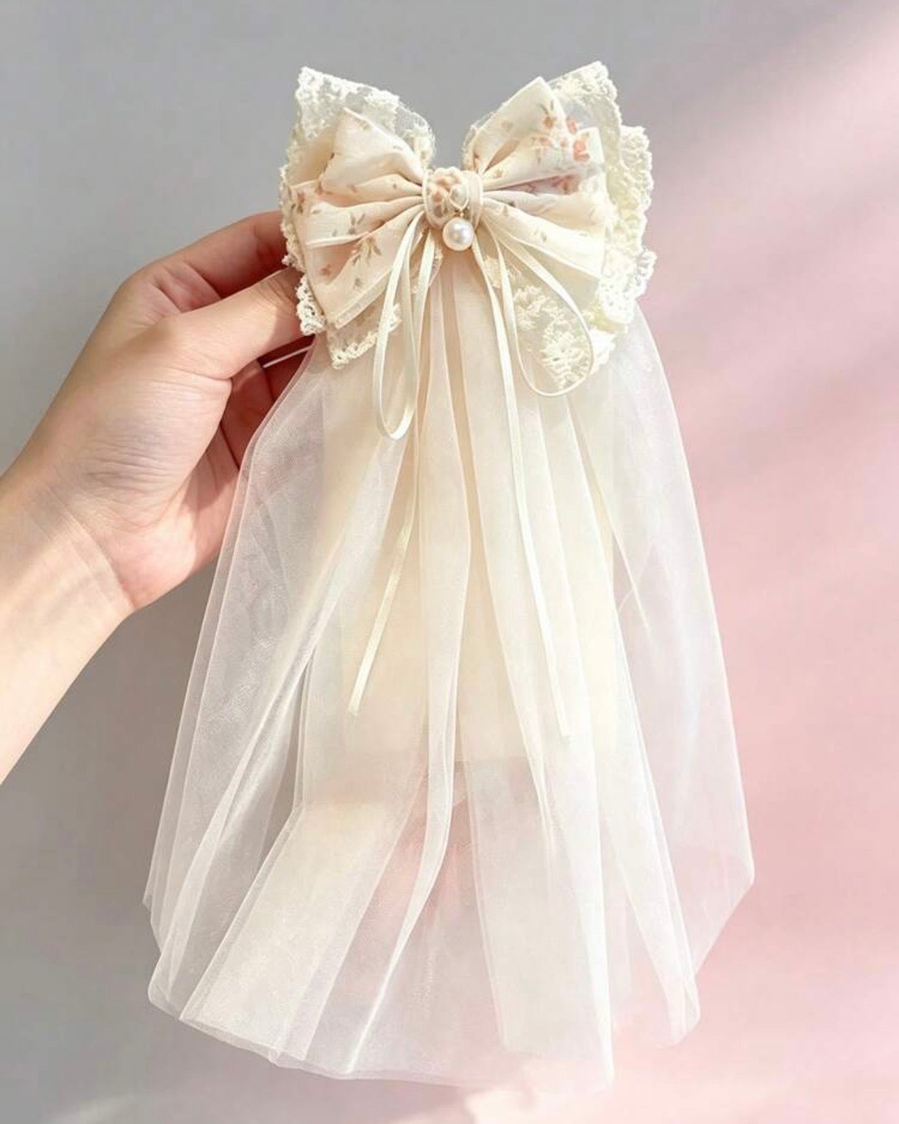 1pc Floral Lace Long Tulle Bow Hair Clip (Pink & Beige)