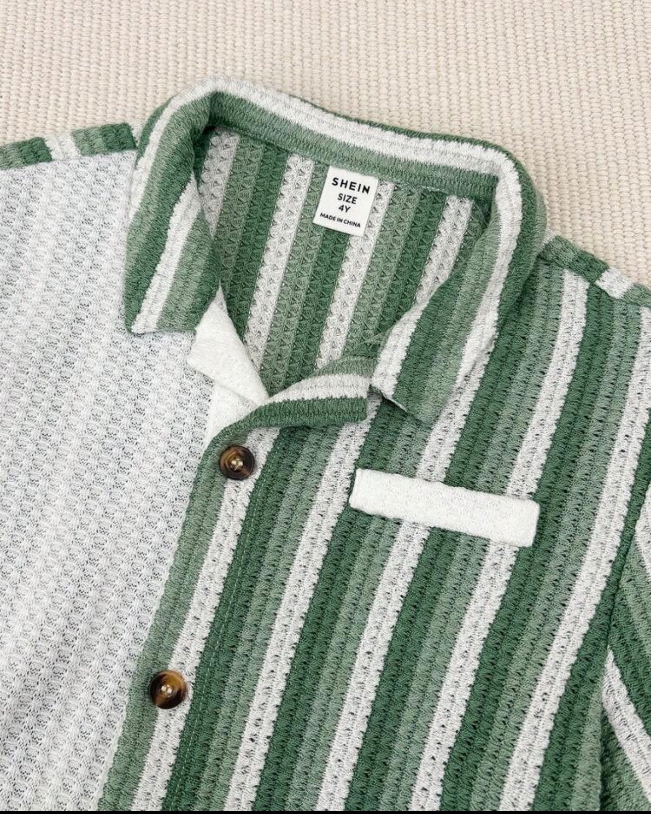 2pcs Boys Casual Green Striped Outfit Set – Short Sleeve Shirt & Matching Bottoms
