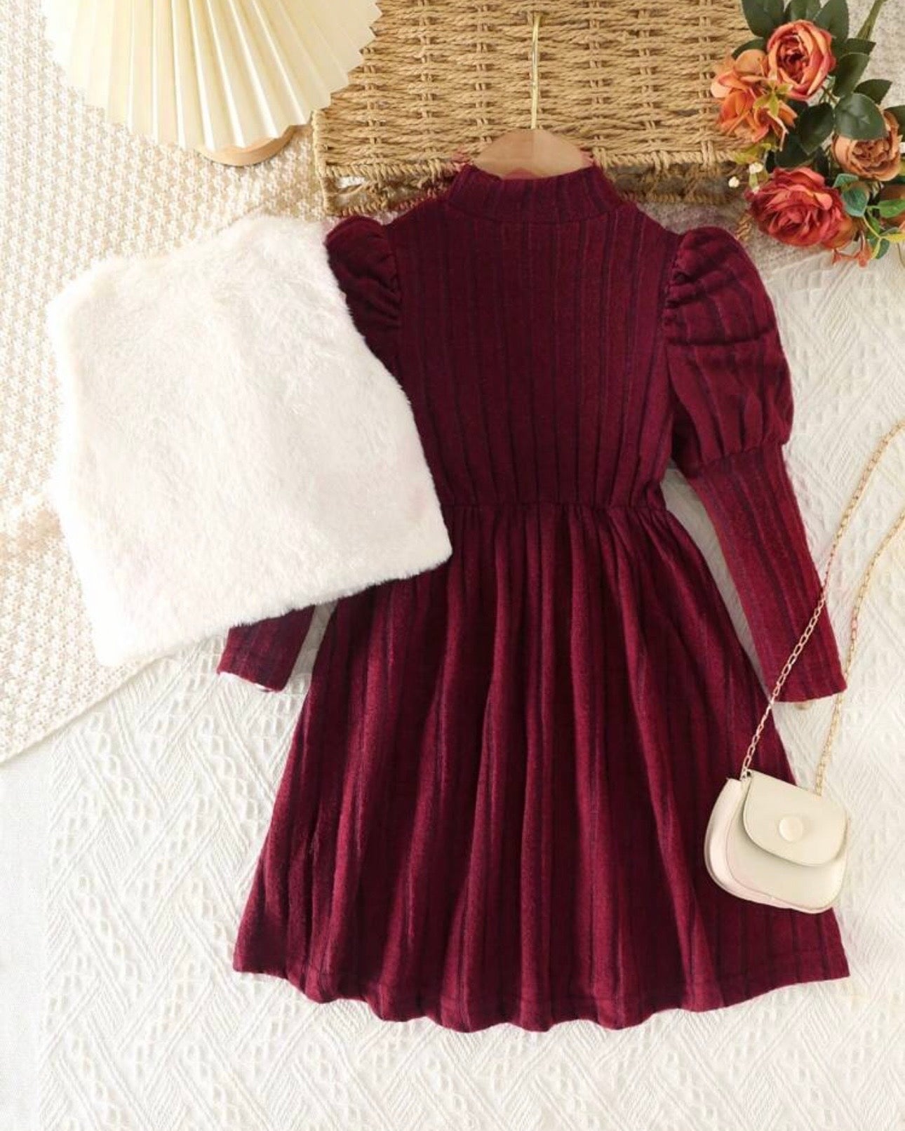 Girls Meroon Puff Sleeve Waist Cinch Textured Dress & Fluffy Bow Decor Gilet Set