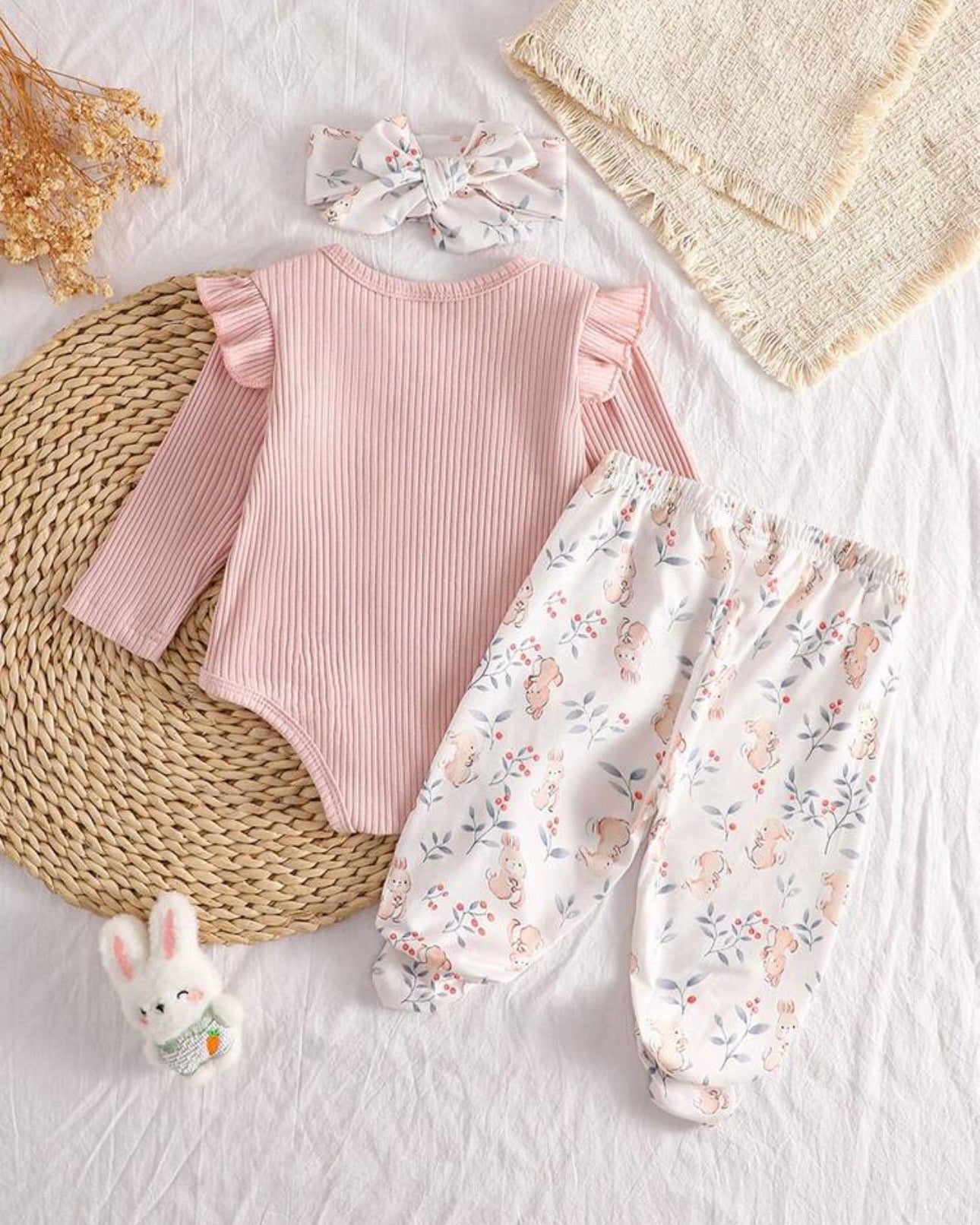 3pcs New Born Pink Girls Ribbed Romper, Pants and Headband
