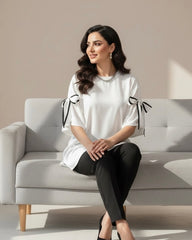 Women White and Black Bow Decor Casual T-Shirt