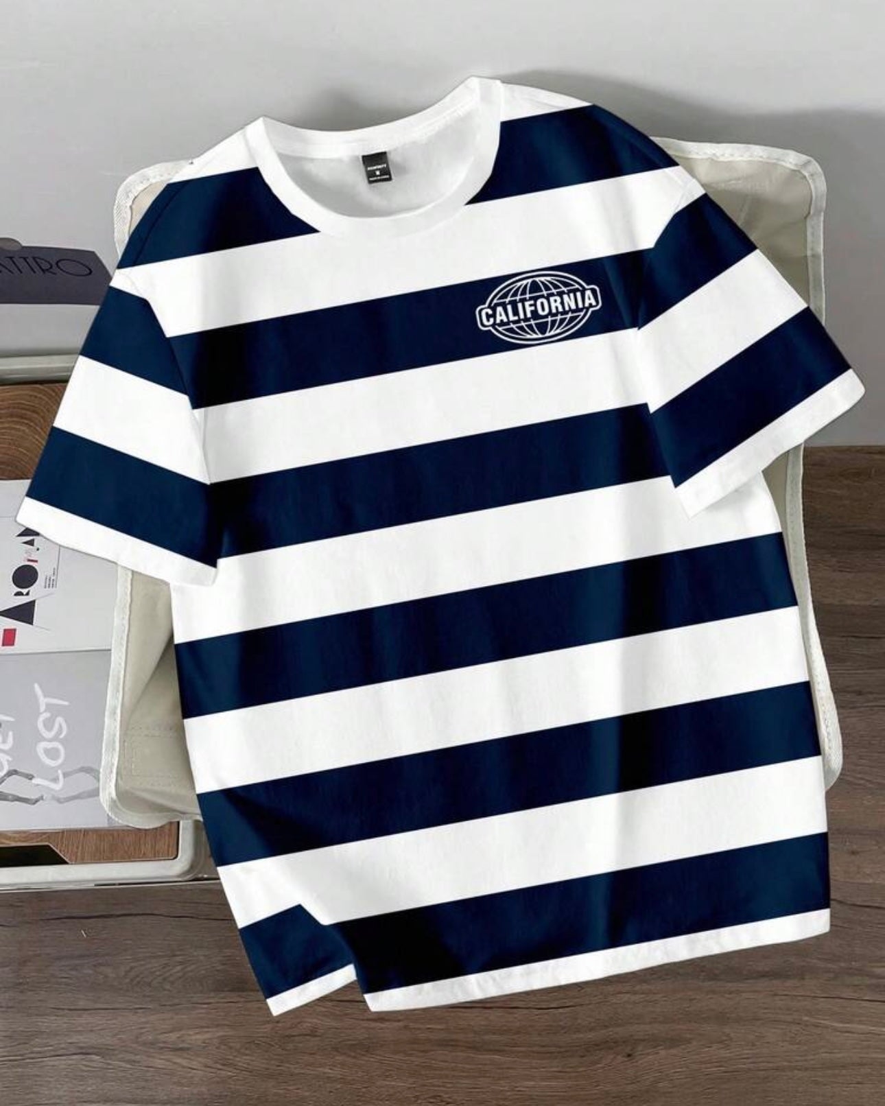 Color block Striped Digital Print Graphic T-Shirt For Men