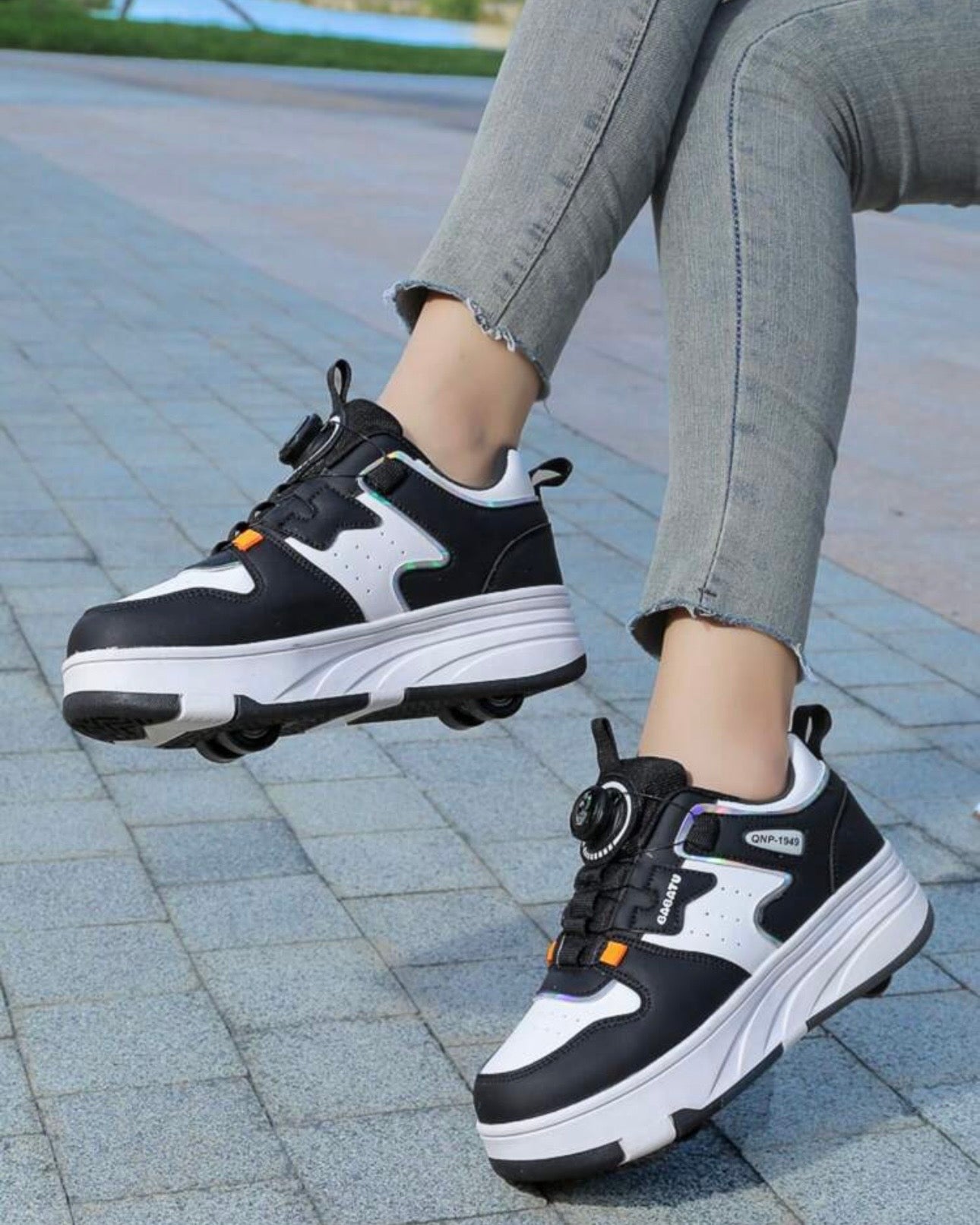 Girls’ Black and White Convertible 4-Wheel Roller Skate Shoes