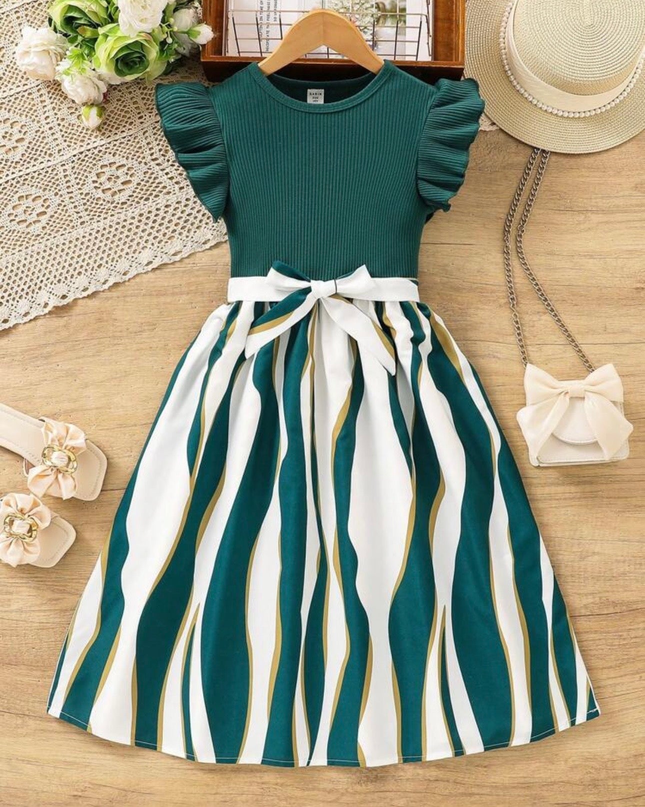 Tween Girls Fashionable Geometric Print Ribbed Green Dress