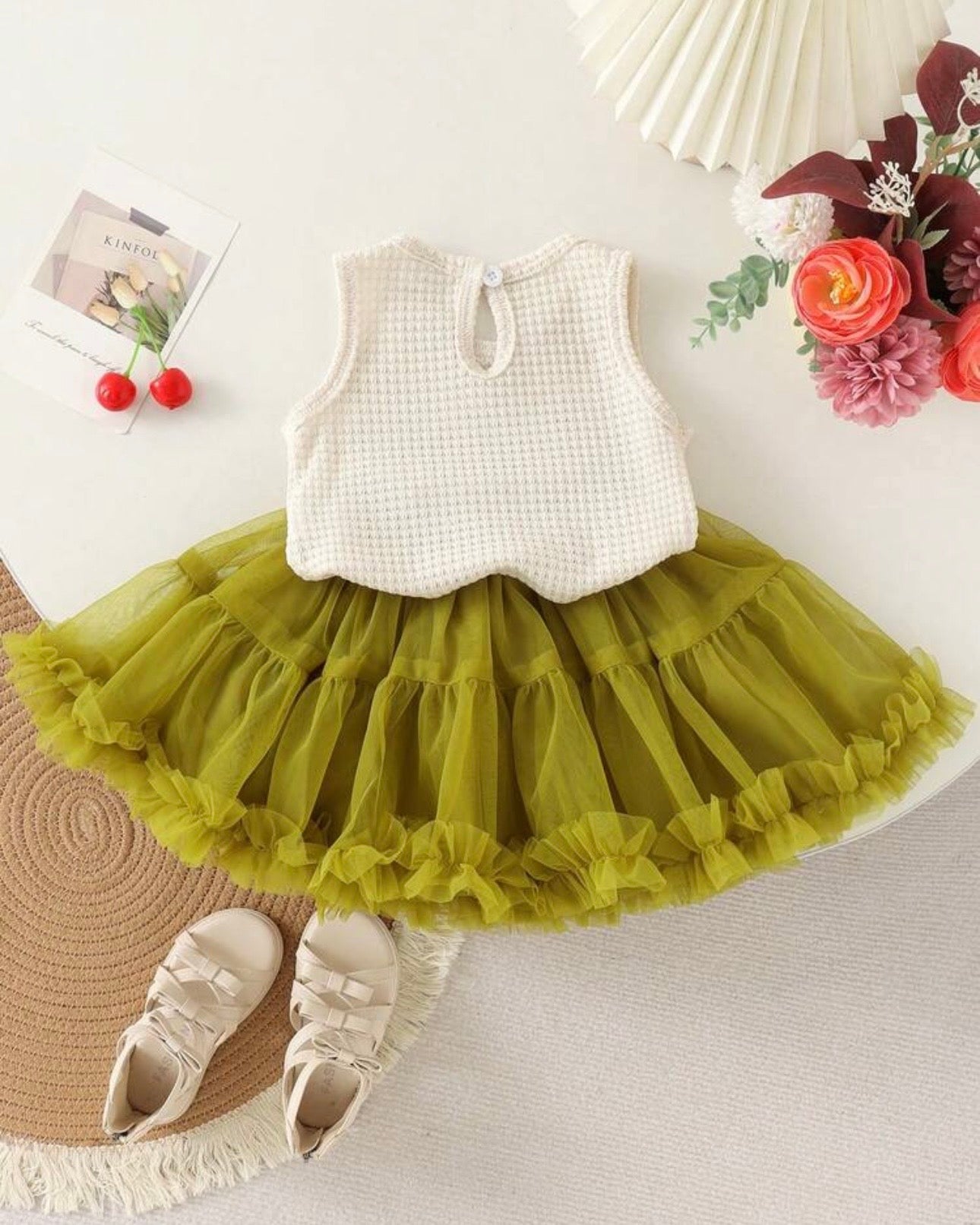 2pc Baby Girls Fruit Embroidered Sleeveless Knit Top & Mesh Tutu Skirt Set