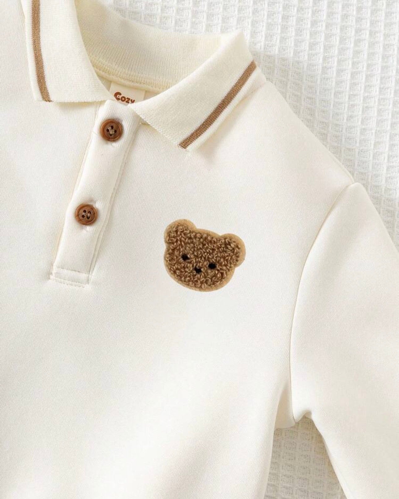 2pcs Baby Boy Bear Knit Pullover Sweatshirt & Khaki Winter Pants