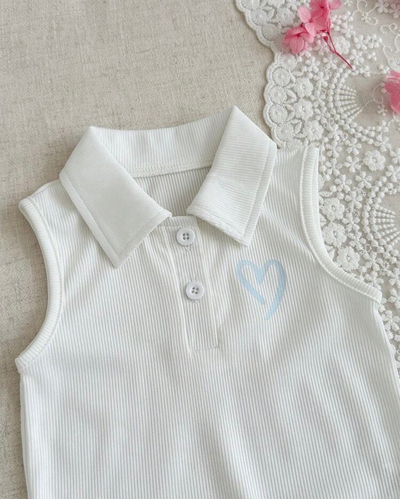 Girls 2 Piece Heart Embroidery Top & Pleated Skirt Set