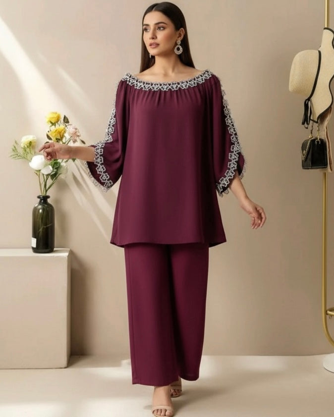 Women’s 2pcs Casual Comfy Plus Size Set with Flower Decor