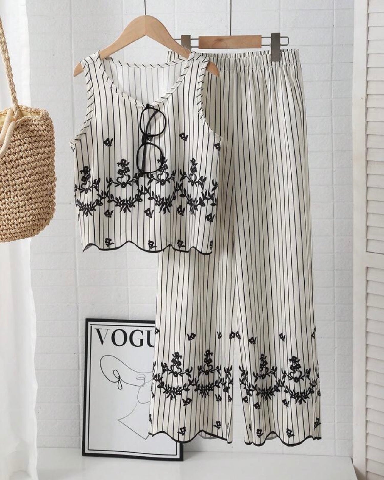 Tween Girls Sleeveless Co-Ord Set – Printed Embroidered Hem Top & Wide-Leg Pants