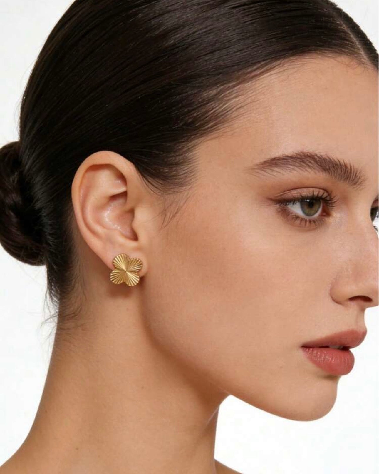 Luxury Four-Leaf Clover Earrings