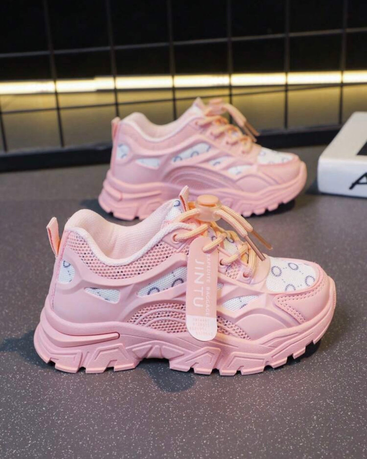 Girls’ Pink Color Casual Sports Shoes – Fashion PU Sneakers for Daily Wear