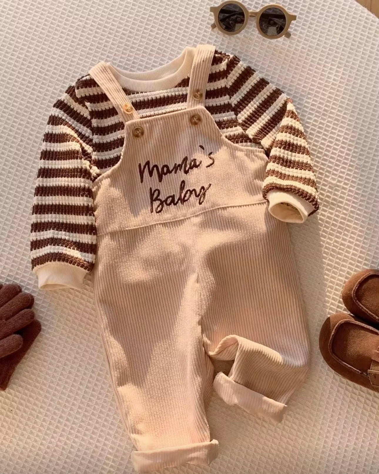 Baby Boy Mama’s Baby Knit Sweatshirt & Skin Plaid Corduroy Overalls