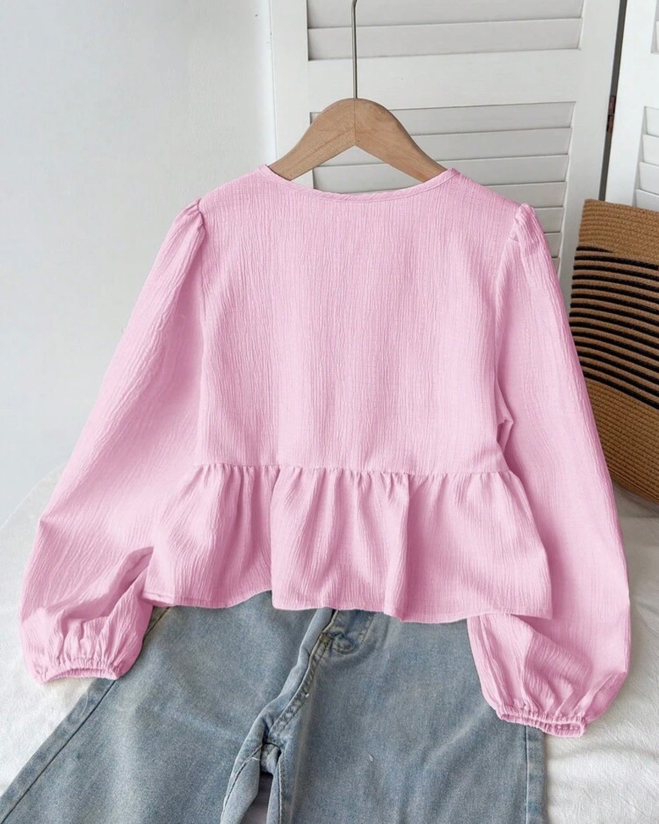 Tween Girls Pink Textured Bow Tie Long Sleeve Shirt