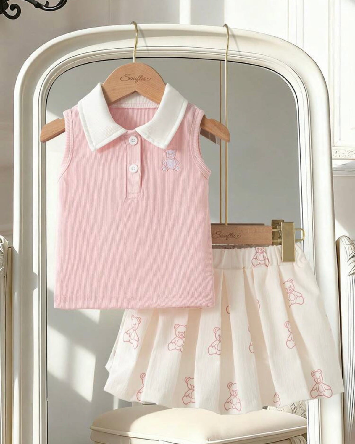 2pcs Pink Baby Girl Bear Embroidery Sleeveless Top and Off-White Pleated Skirt