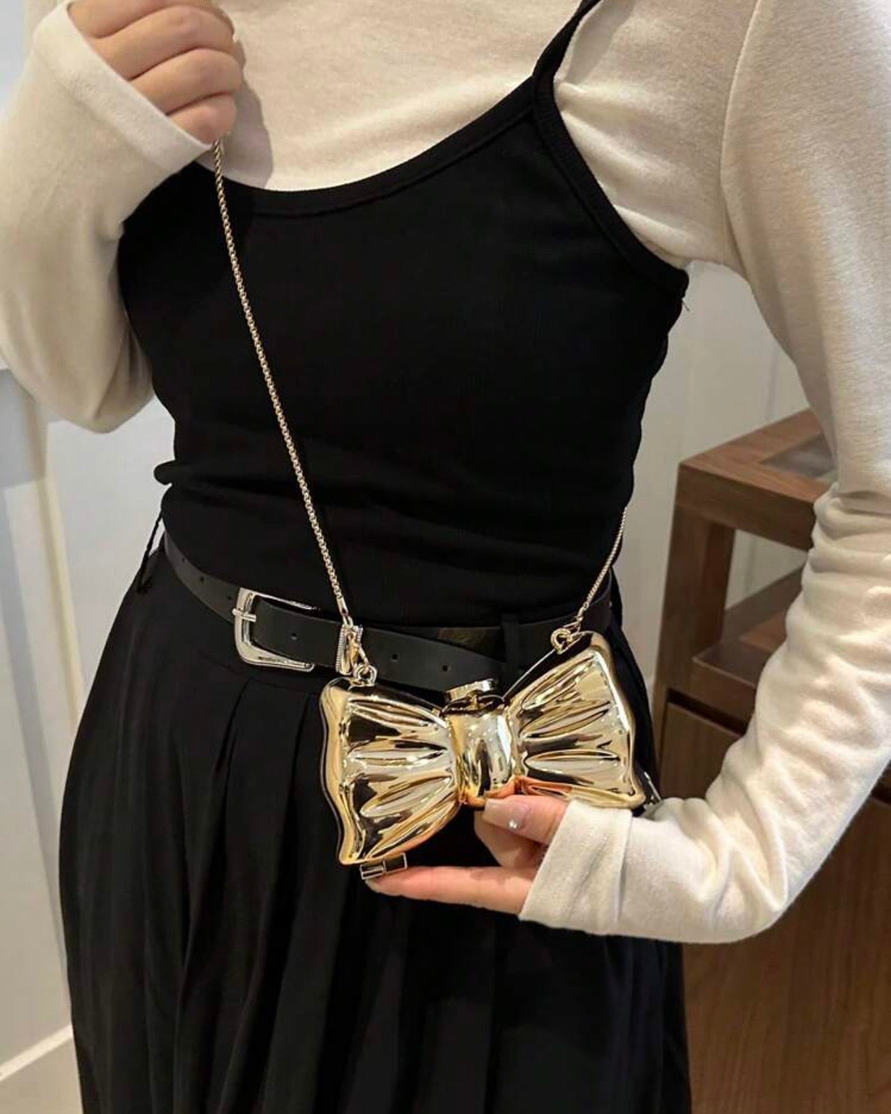Mini Bow Metallic Mirror Earphone Bag – Cute Crossbody Purse For Women