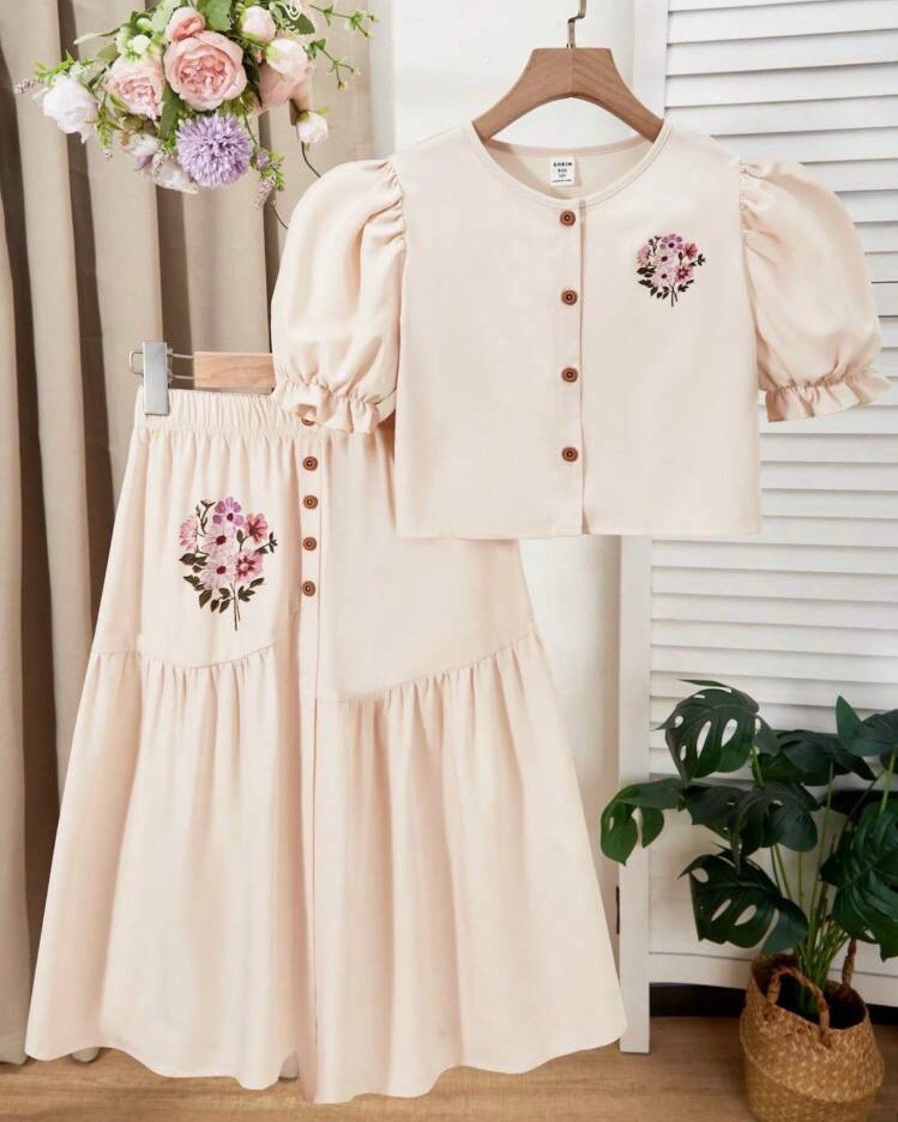 2pcs Tween Girl Puff Sleeve Shirt & Asymmetrical Button Skirt – Spring/Summer Vacation Outfit