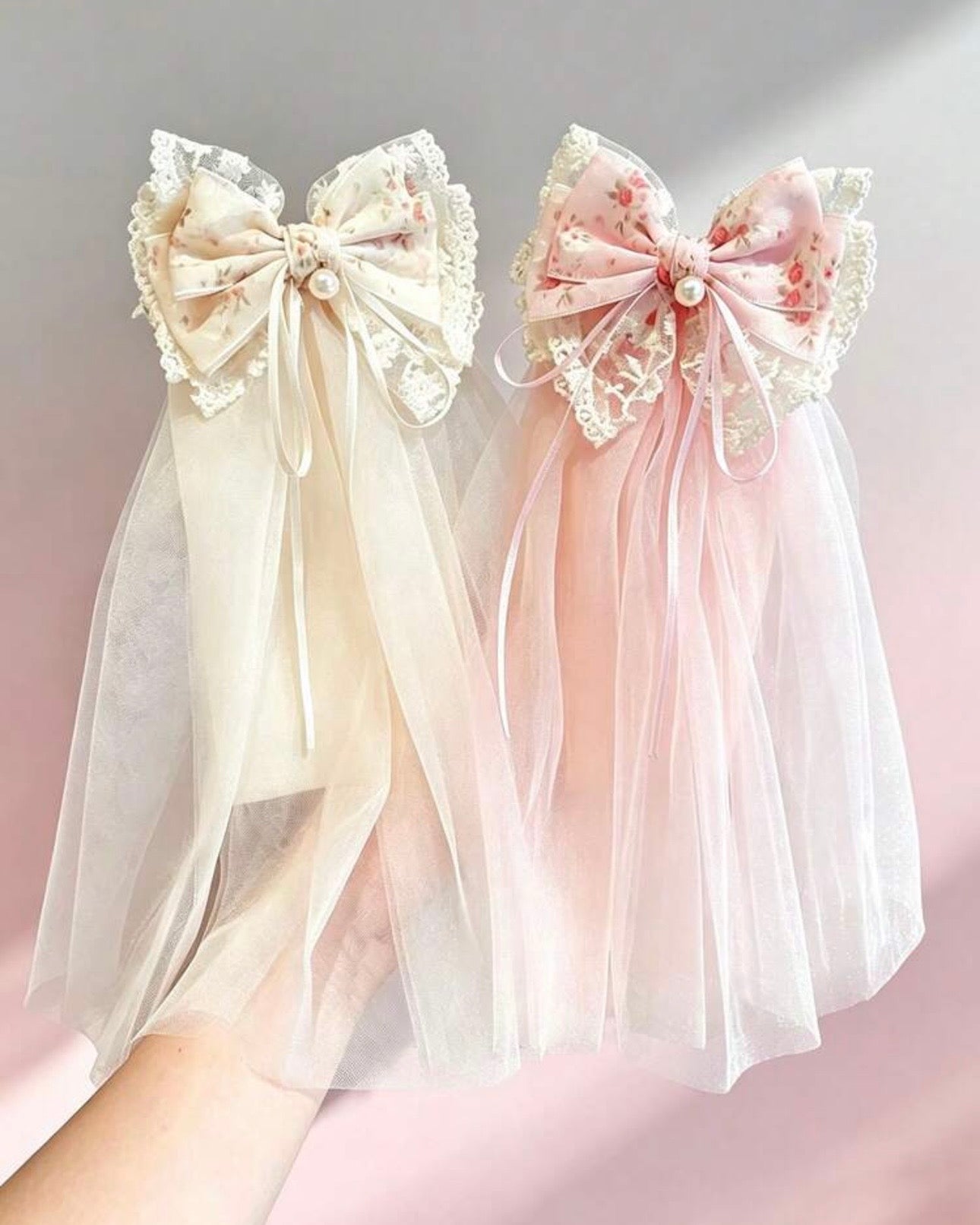 1pc Floral Lace Long Tulle Bow Hair Clip (Pink & Beige)
