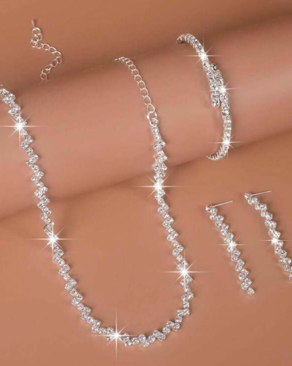 Luxury Wavy Necklace 3 Pieces jewellery Set