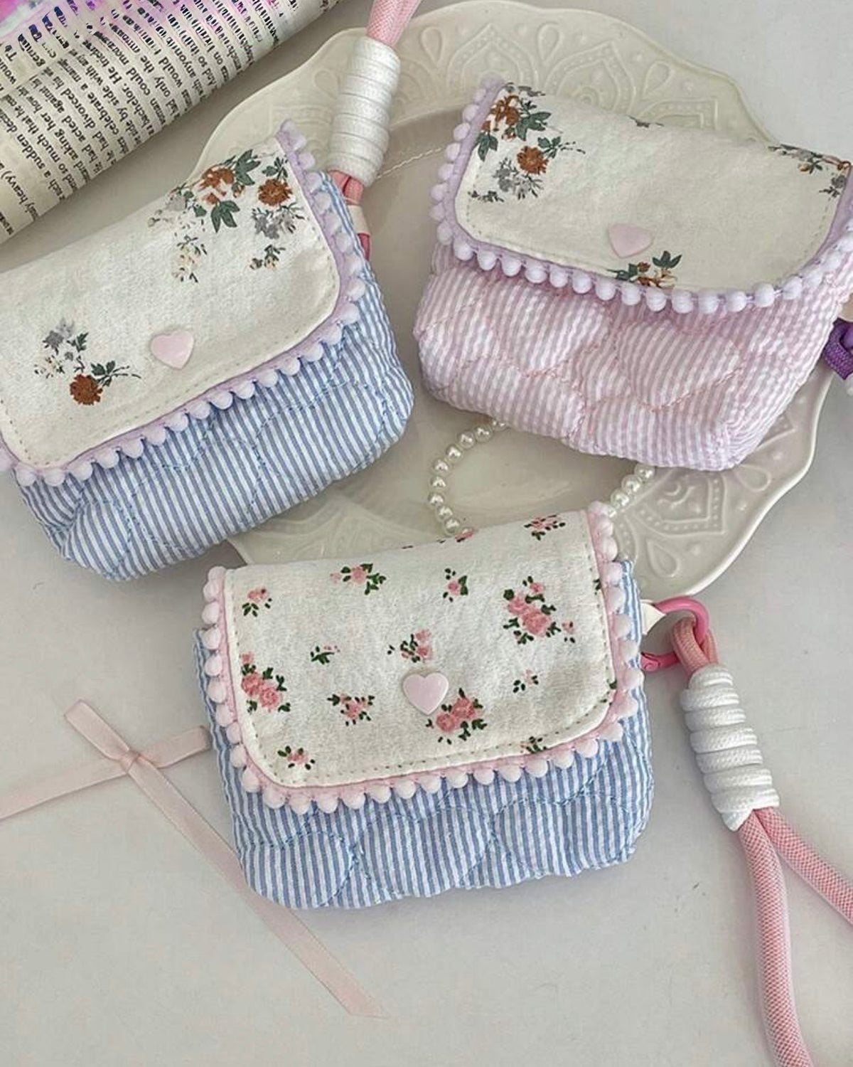 Cute Lace Floral Storage Pouch