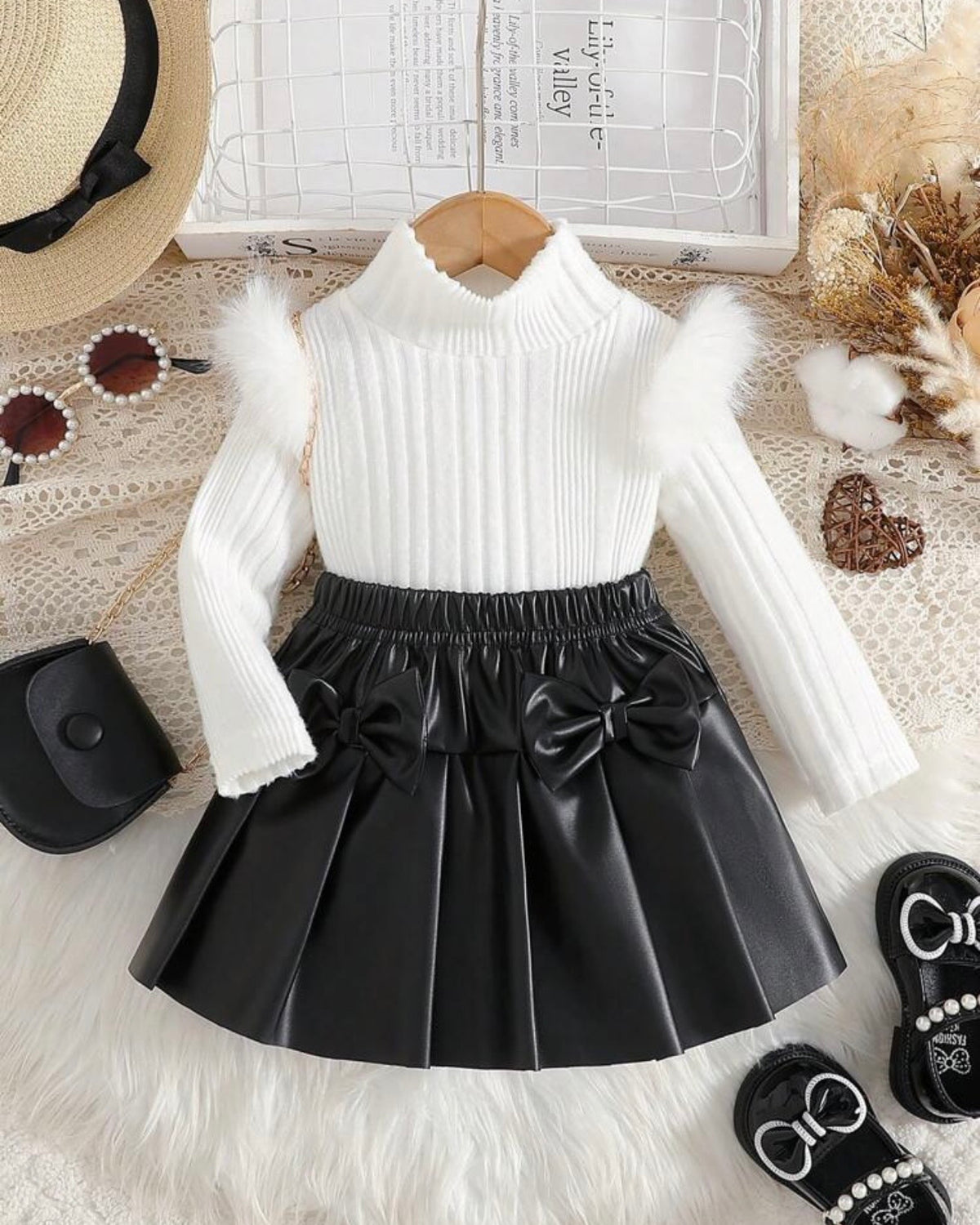 Baby Girl Fluffy Trim T-Shirt & 3D Bow  Black Pleated Skirt