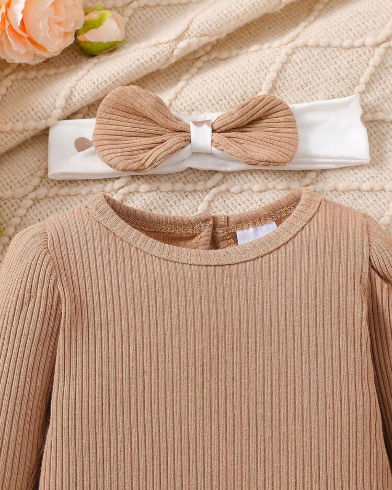 3pcs New Born Apricot Girls Ribbed Romper, Pants and Headband