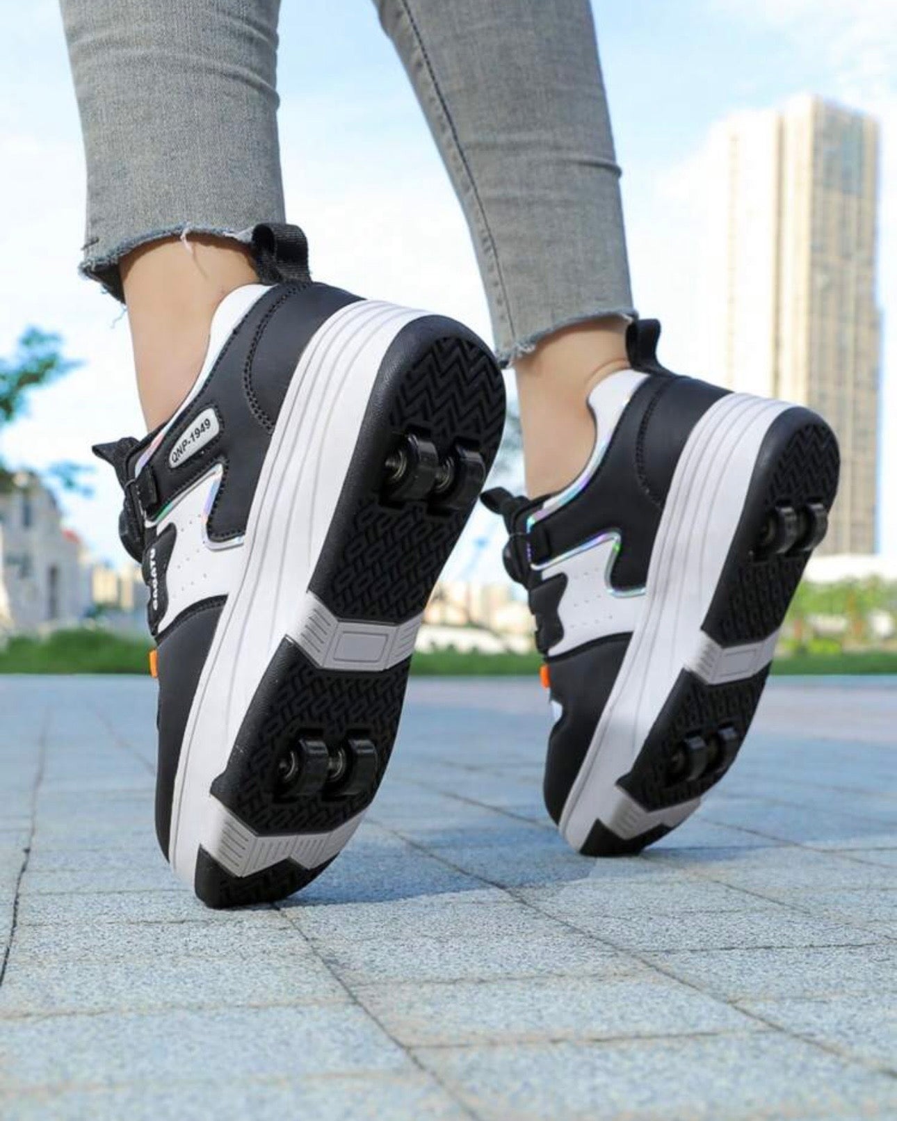 Girls’ Black and White Convertible 4-Wheel Roller Skate Shoes