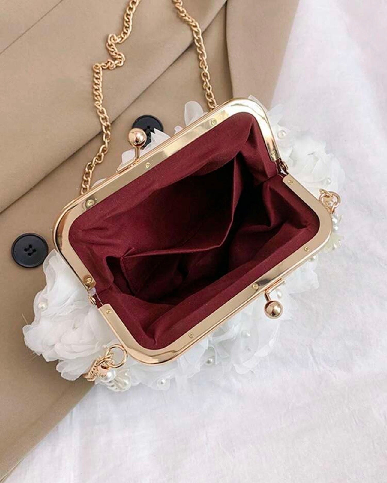 White Net Flower & Pearl Clutch with Pearl Handle