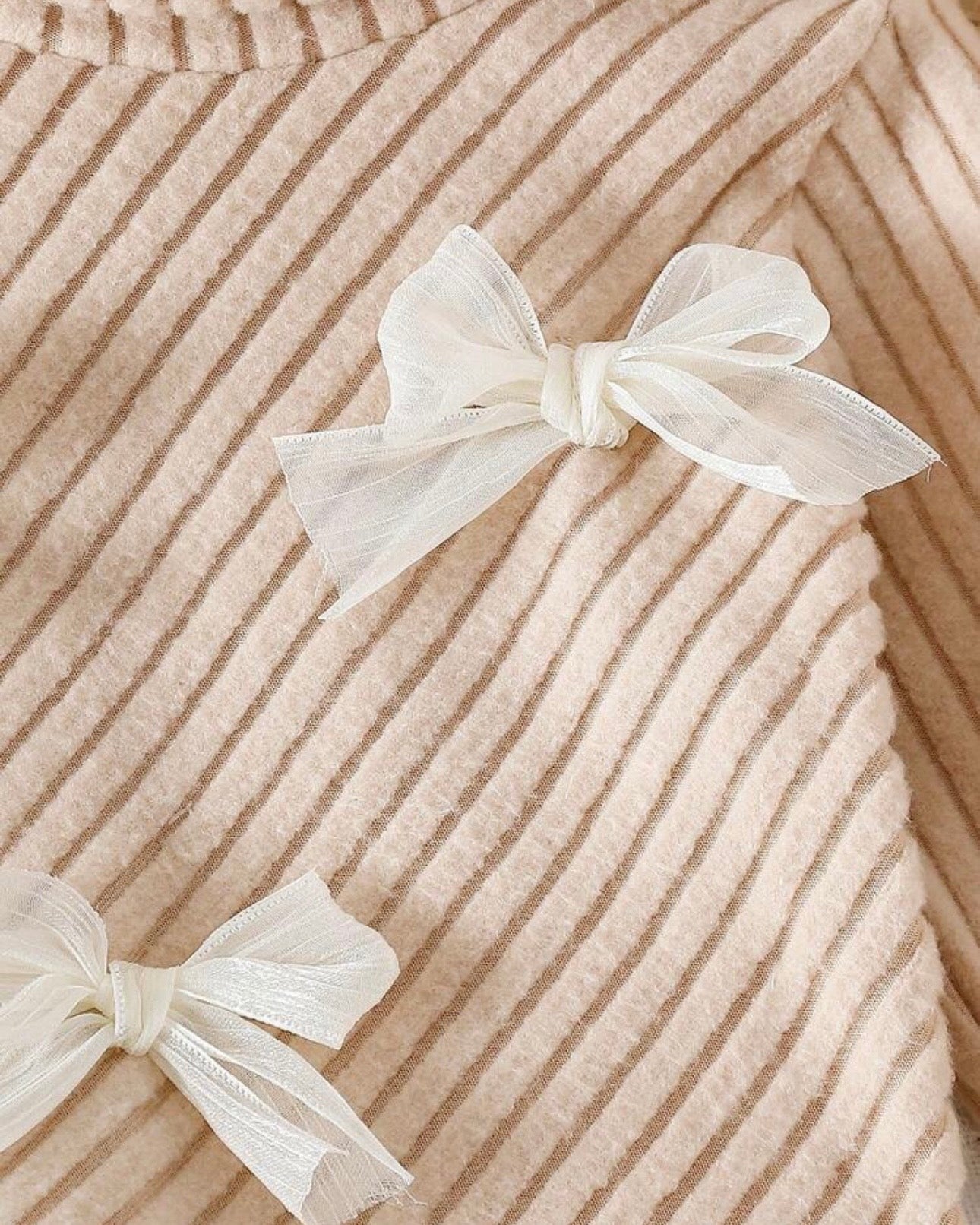 Baby Girl 2pc Beige Ribbed Turtleneck Top & Tulle Skirt Set