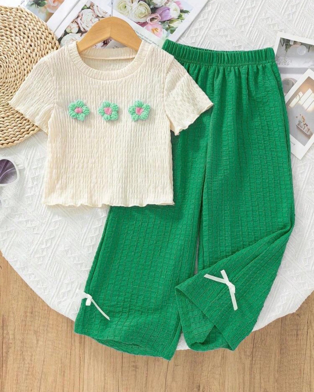 Girls Dark Green and White 3D Floral Textured T-Shirt & Pants Set – 2pcs Casual Outfit