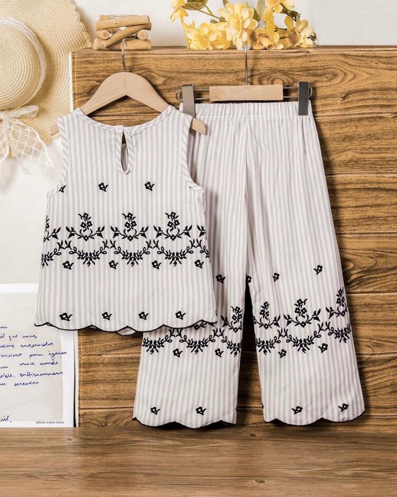 Girls Sleeveless Co-Ord Set – Printed Embroidered Hem Top & Wide-Leg Pants