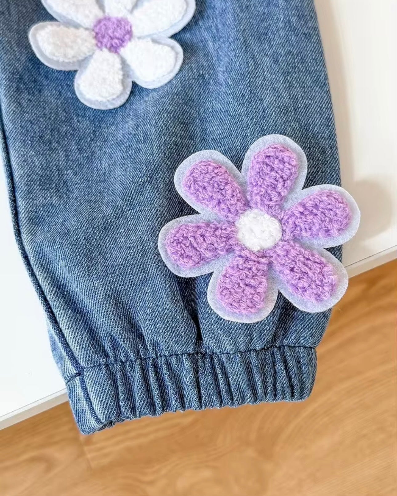 2pcs Purple Baby Girl Flutter Sleeve Bodysuit & 3D Floral Pants