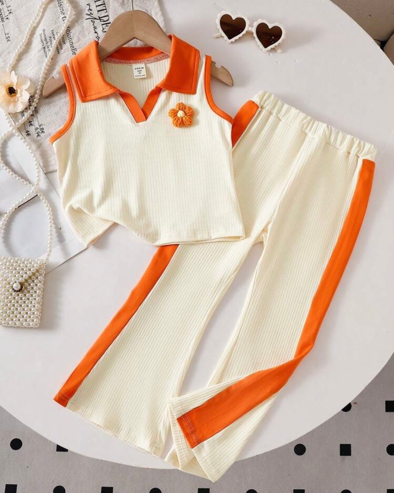 2pcs Girls 3D Floral Knitted White and Orange Polo Vest And Flared Pants