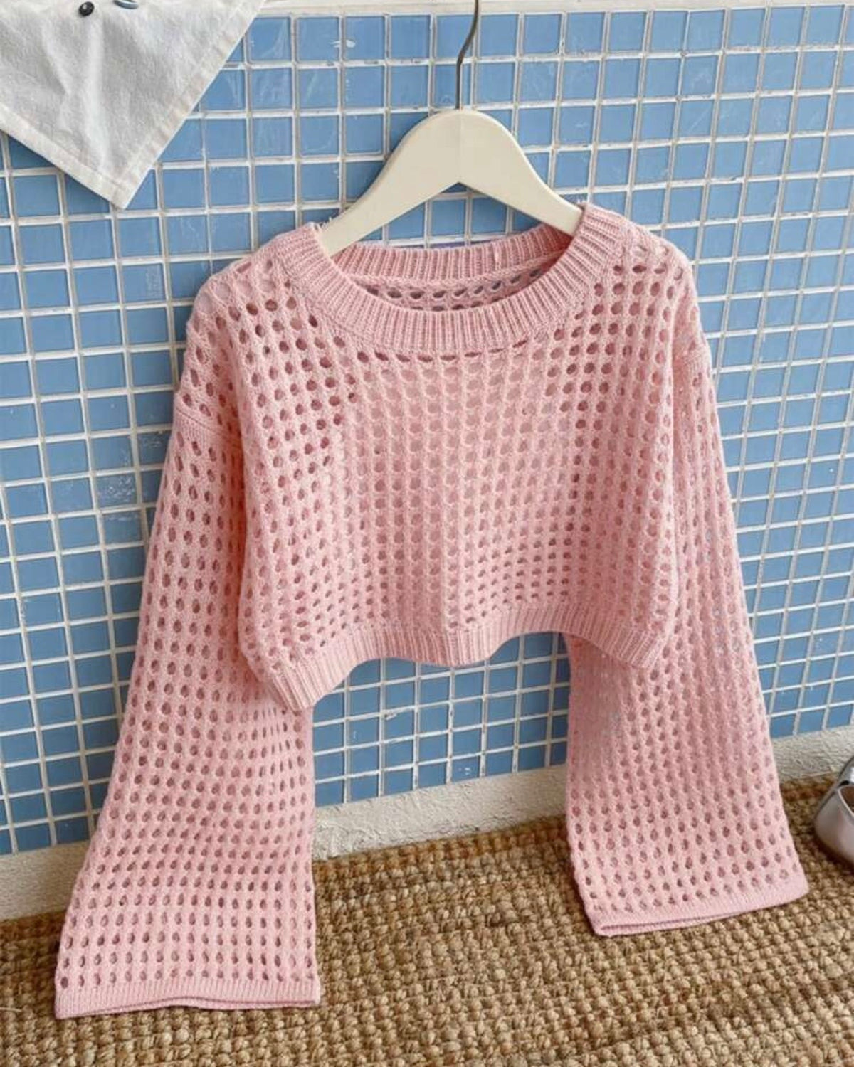Tween Girls Baby Pink Crew Neck Long Sleeve Hollow Knitwear
