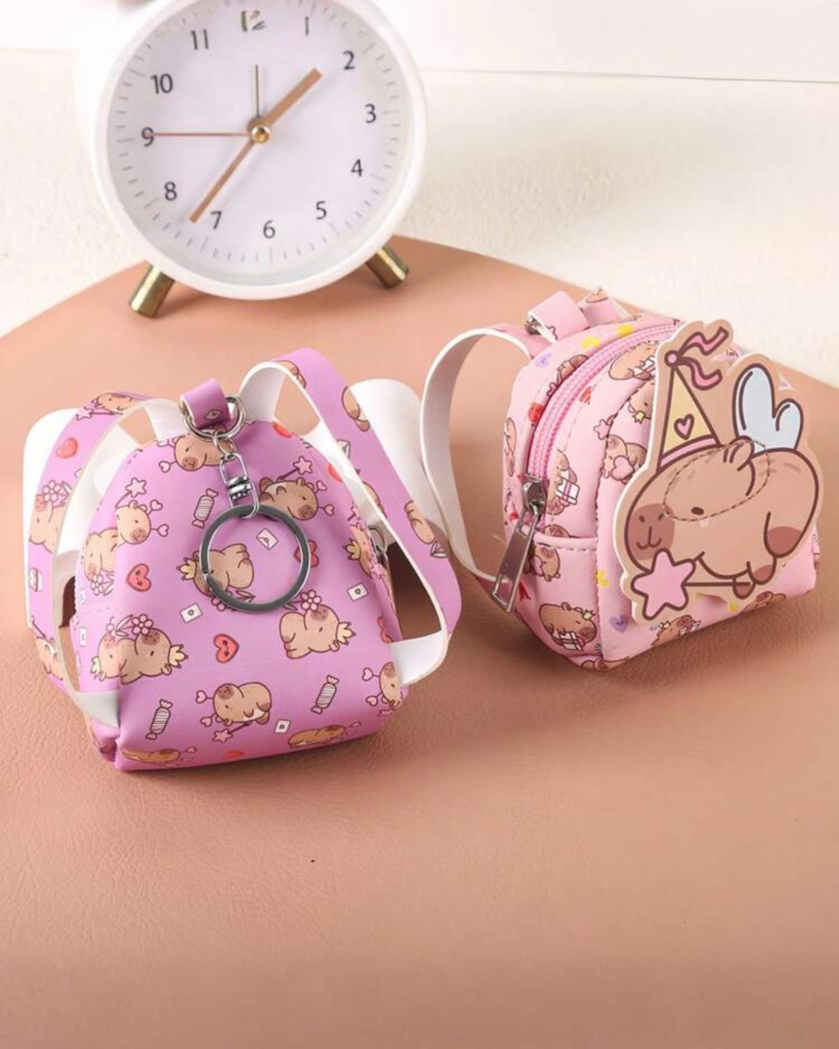 OBOVAY Mini Capybara Backpack With Keychain - Bag Charm