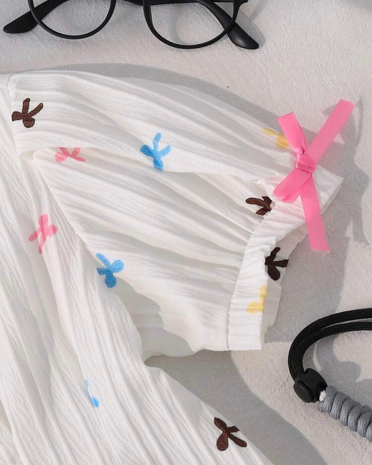 Tween Girls Bow Print Textured Puff Sleeve Shirt – Cinched Waist
