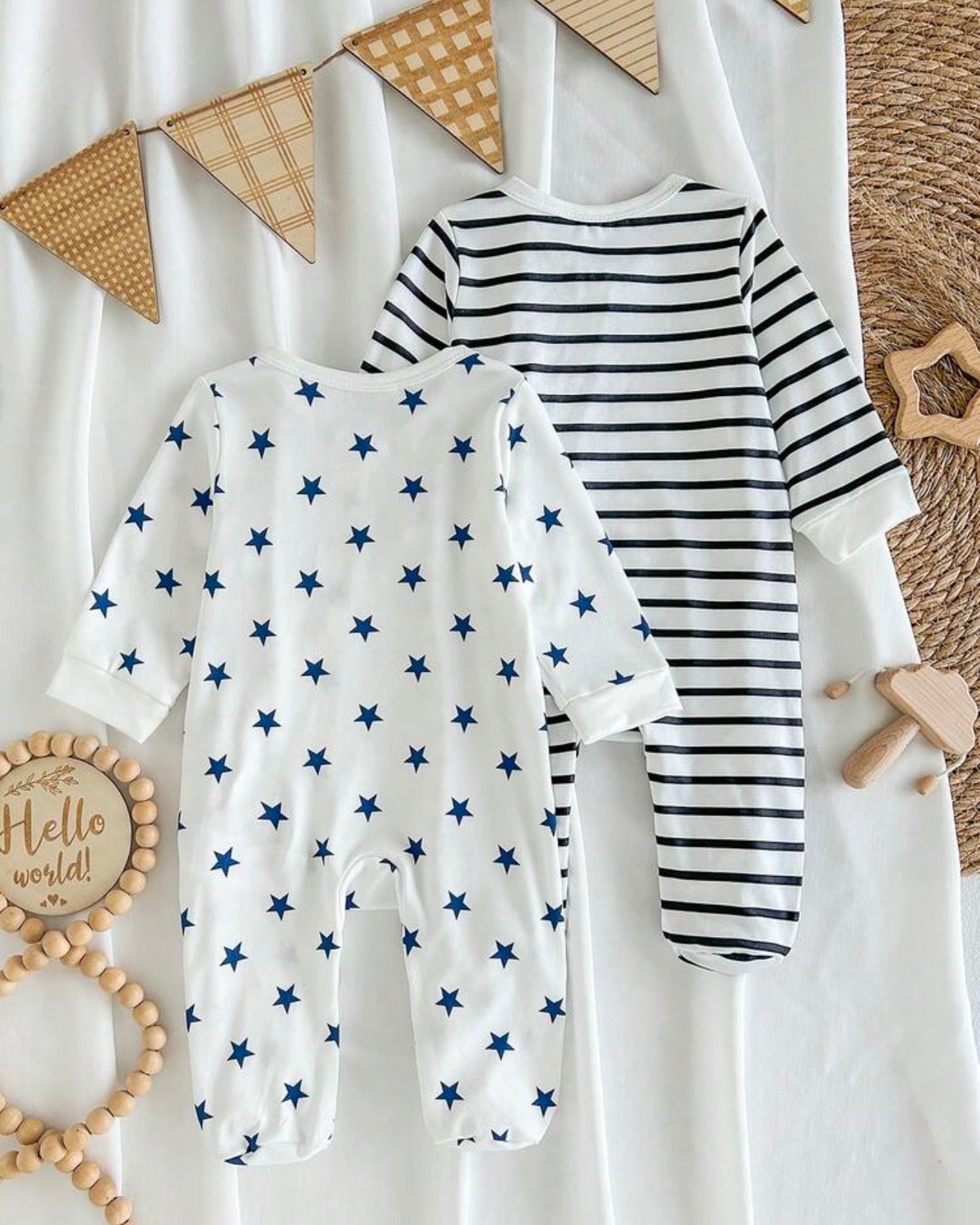 2pcs Newborn Star Stripe Print Cute Long Sleeve Footed Romper Set