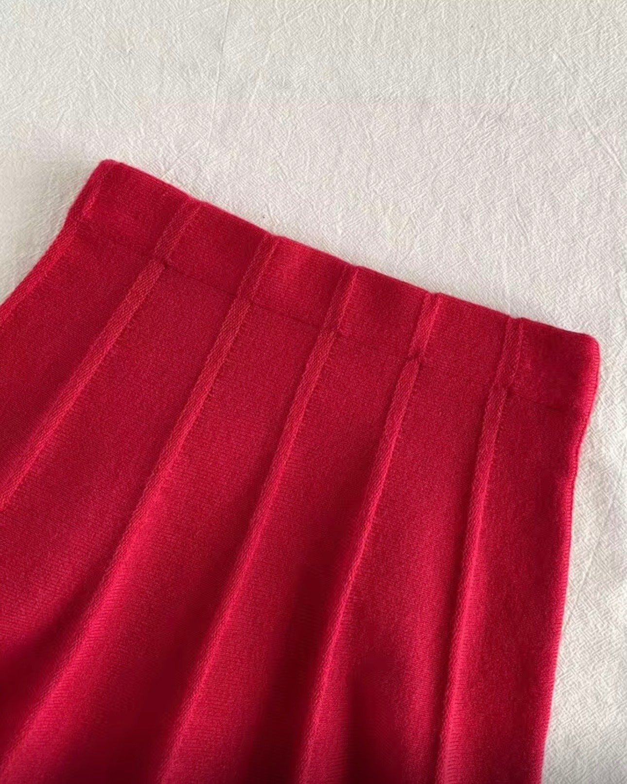 Girls’ Red Bow White Cardigan & Red Pleated Skirt Set
