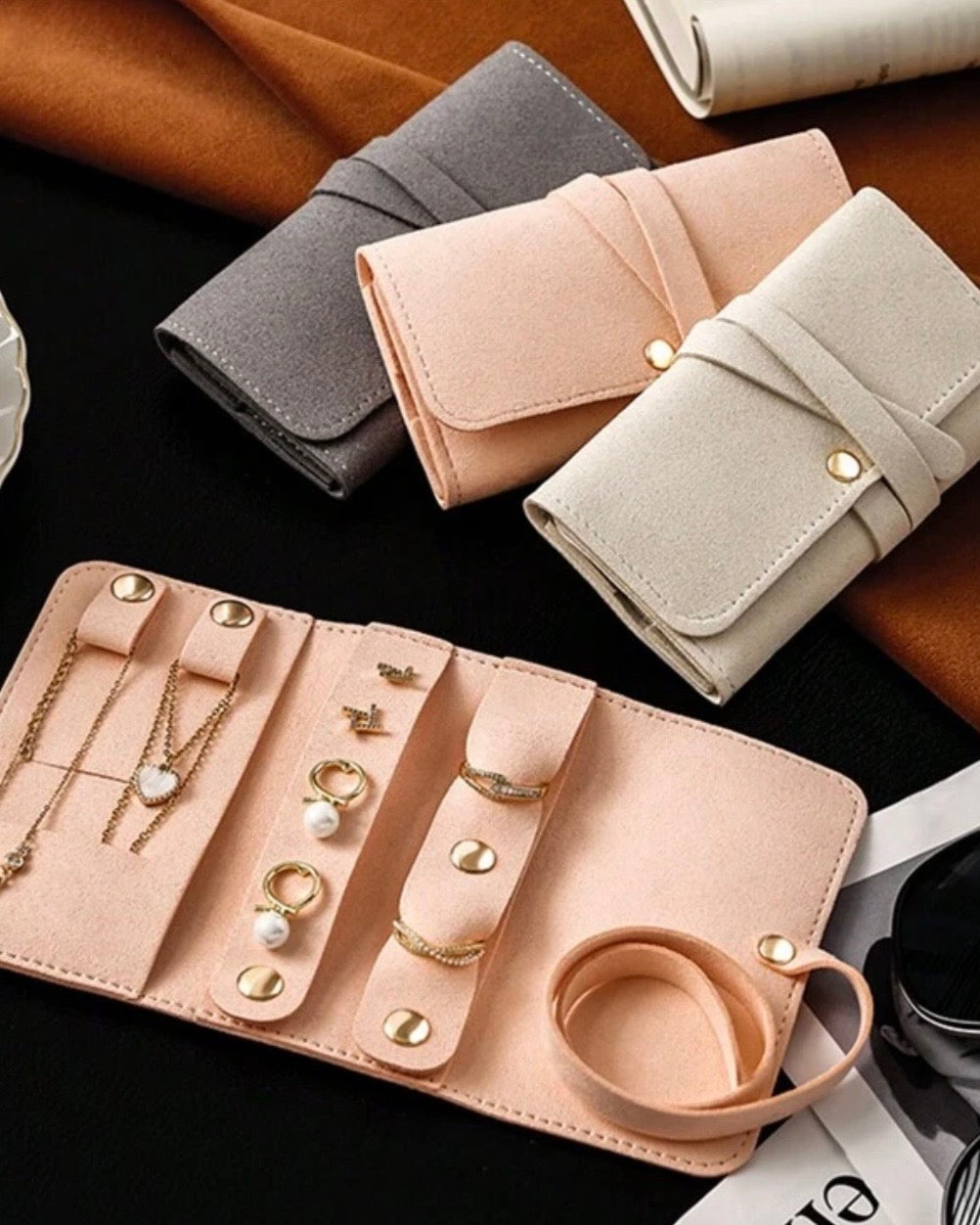 1pc Collapsible Microfiber Jewelry Organizer