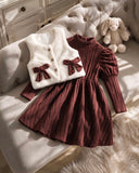 Girls Brown Puff Sleeve Waist Cinch Textured Dress & Fluffy Bow Decor Gilet Set
