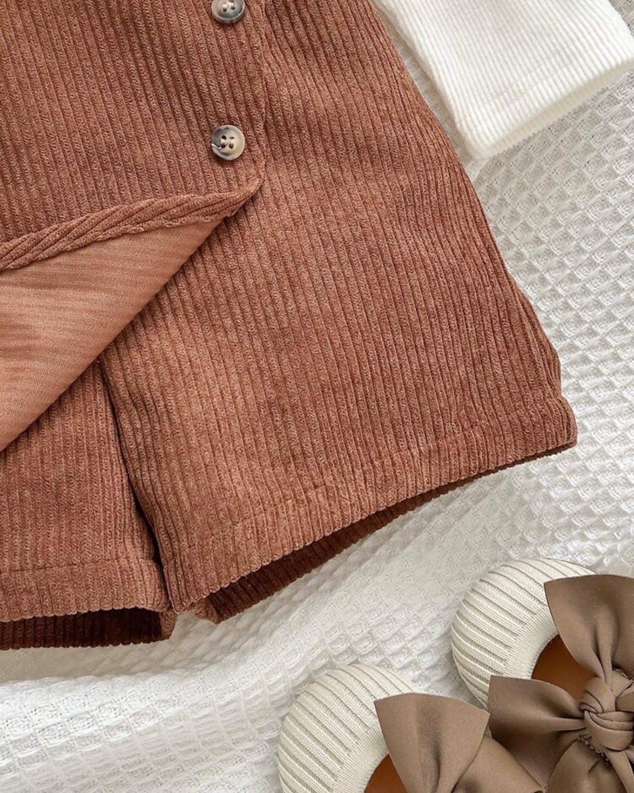 Baby Girl Lace Top & Corduroy Shorts