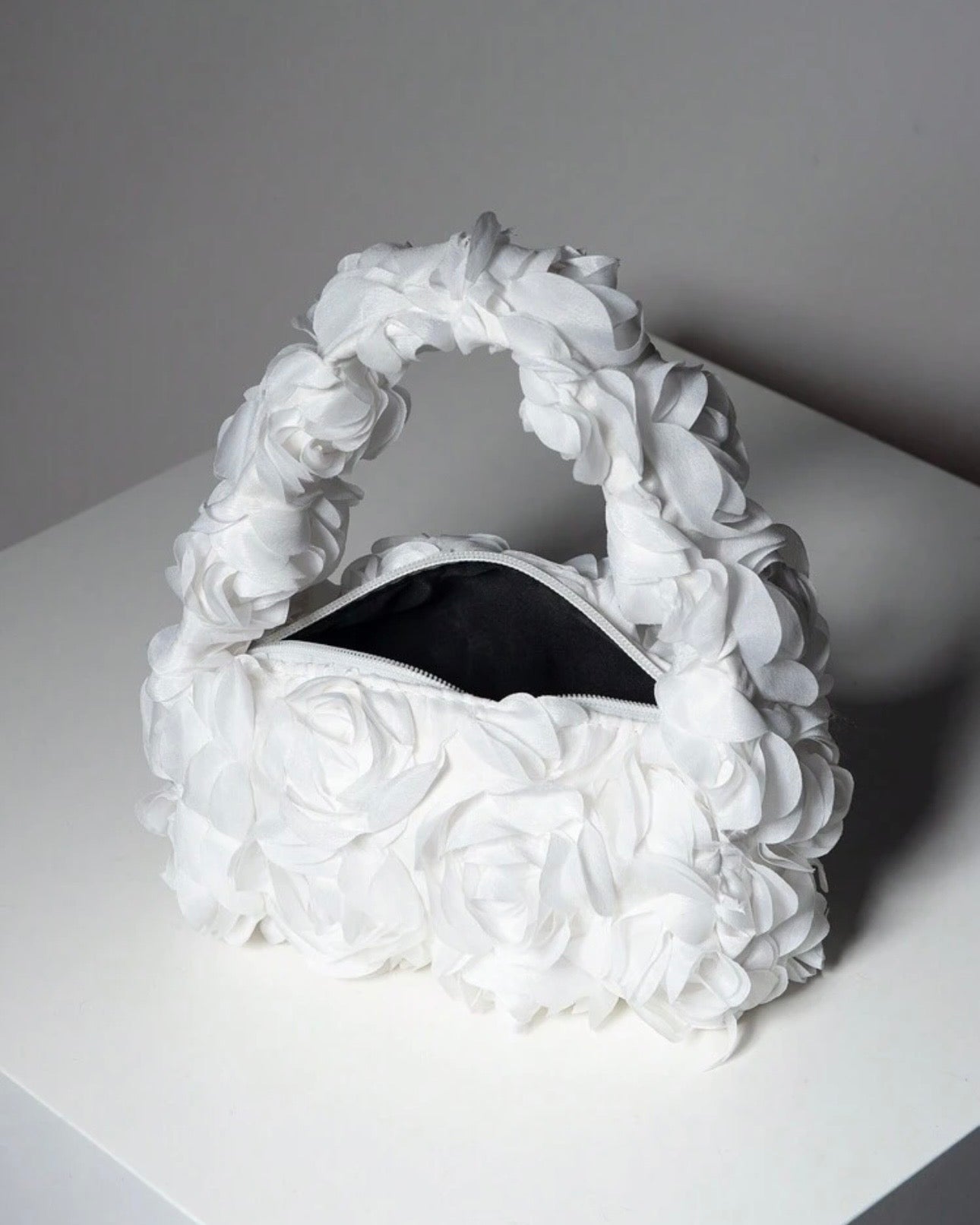 White Rose Pattern  Elegant Handbag