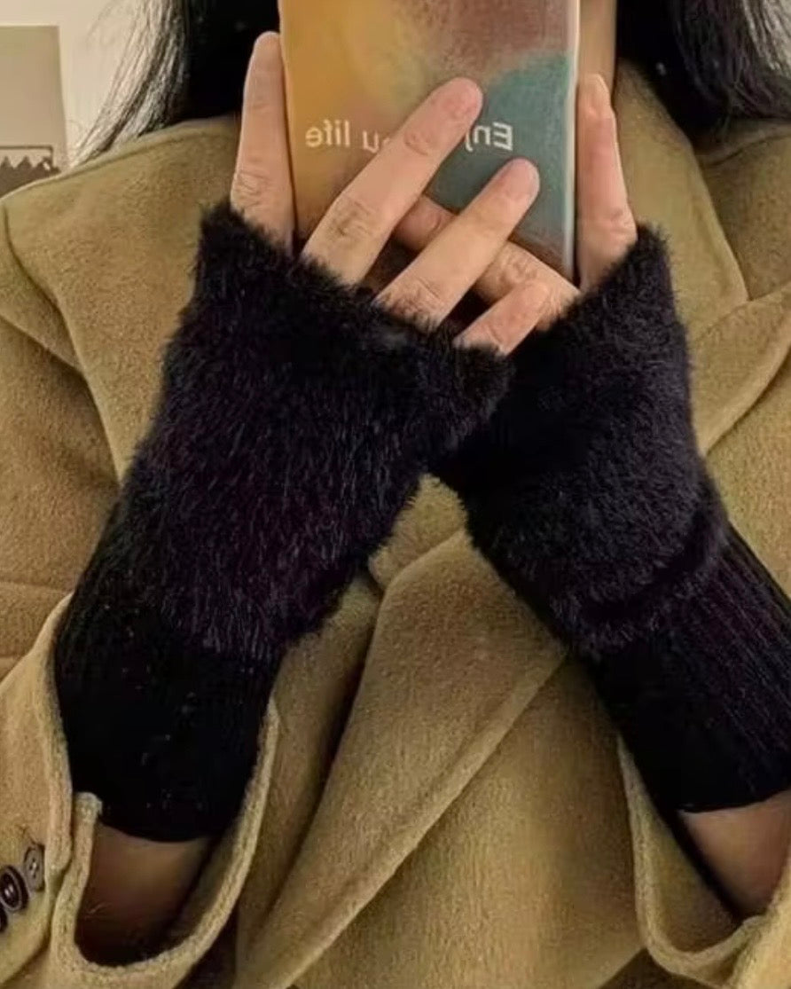 Women’s Soft Plush Fingerless Gloves – Faux Mink Fur Arm Warmers